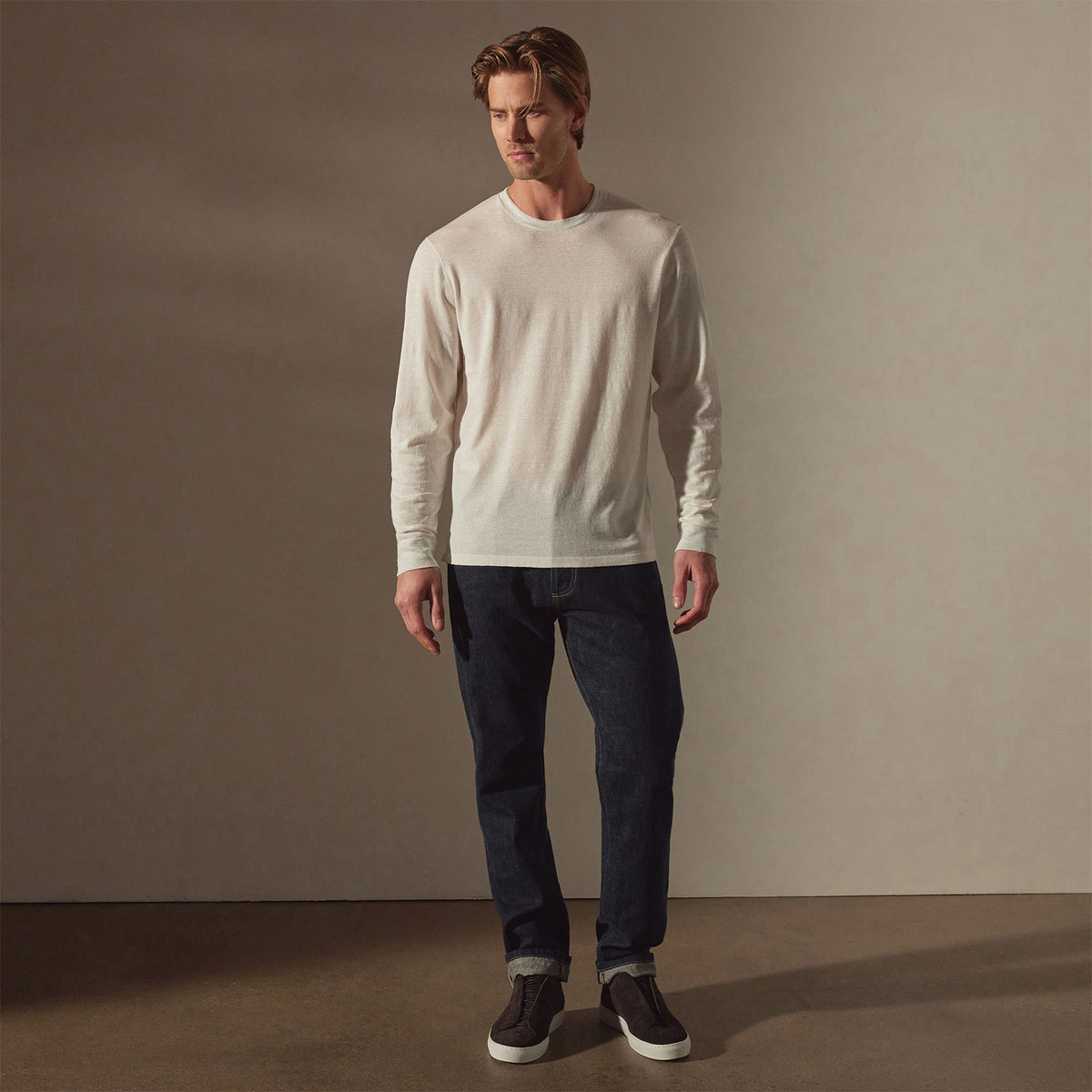 Linen Blend Long Sleeve Contrast Crew in White/Silver Grey | James Perse Los Angeles