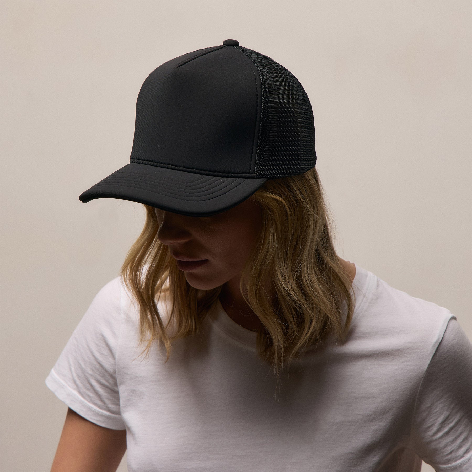 Scuba Trucker Hat in Black | James Perse Los Angeles