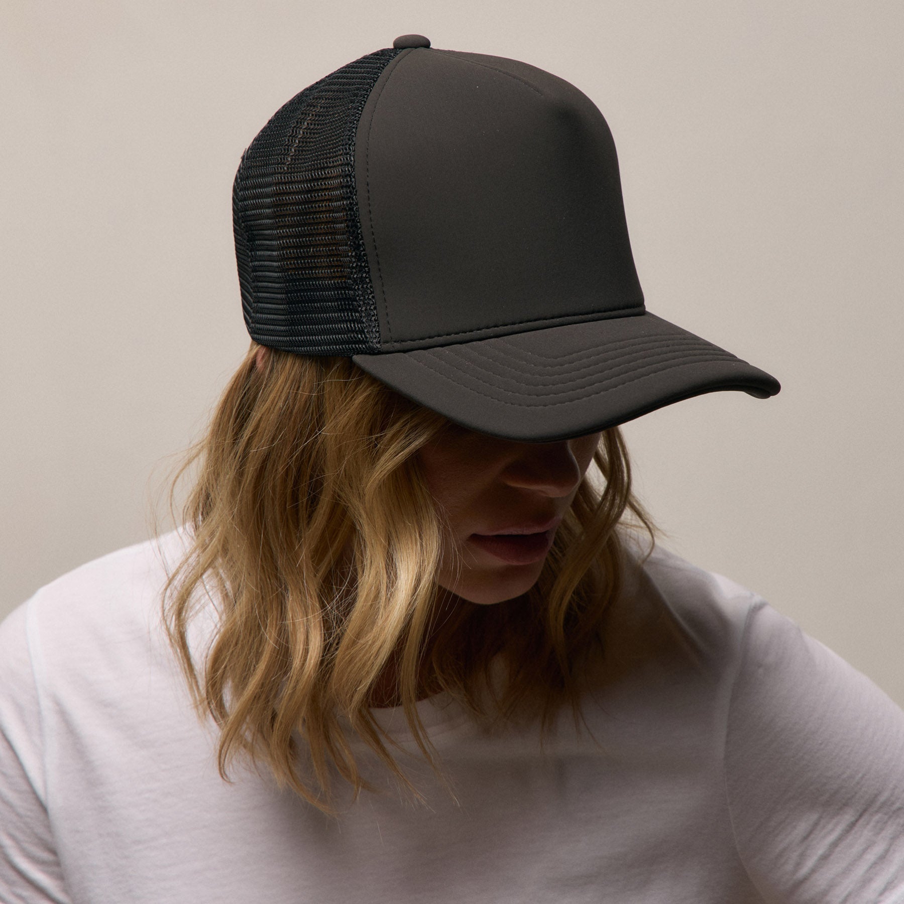 Scuba Trucker Hat - Carbon Grey | Hats | James Perse