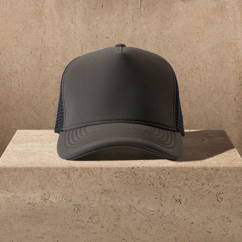Scuba Trucker Hat in Carbon Grey | James Perse Los Angeles