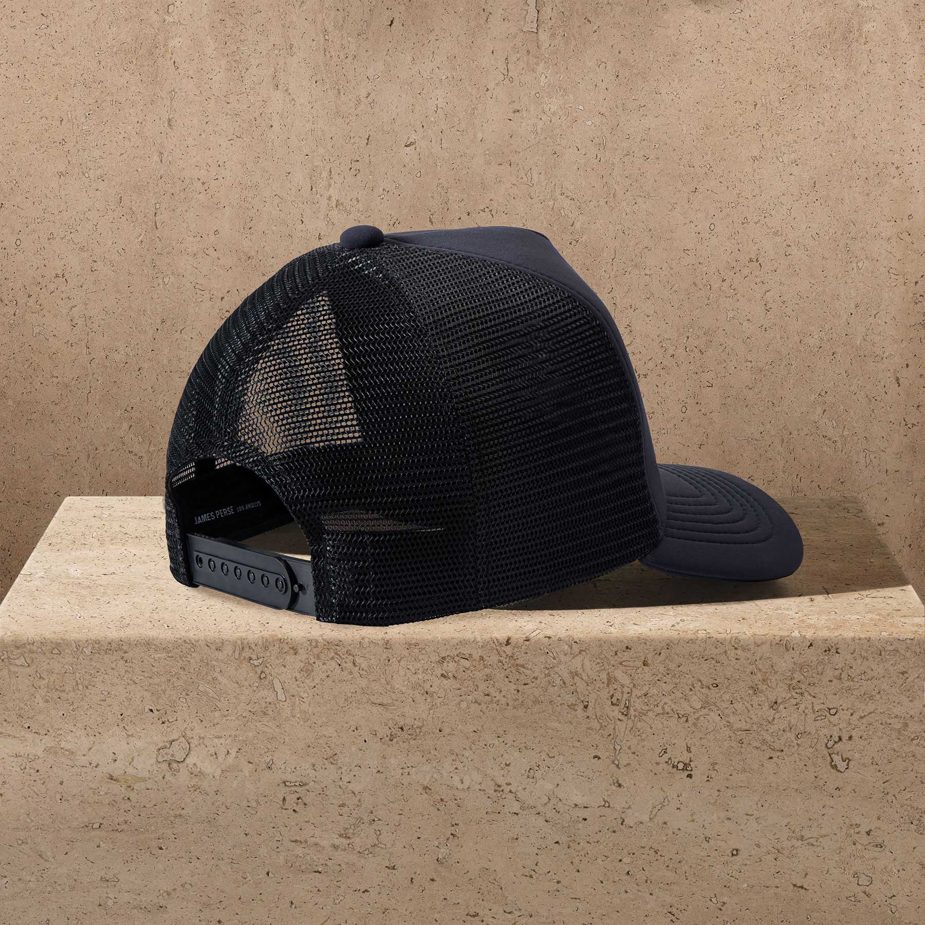 Scuba Trucker Hat in Navy | James Perse Los Angeles