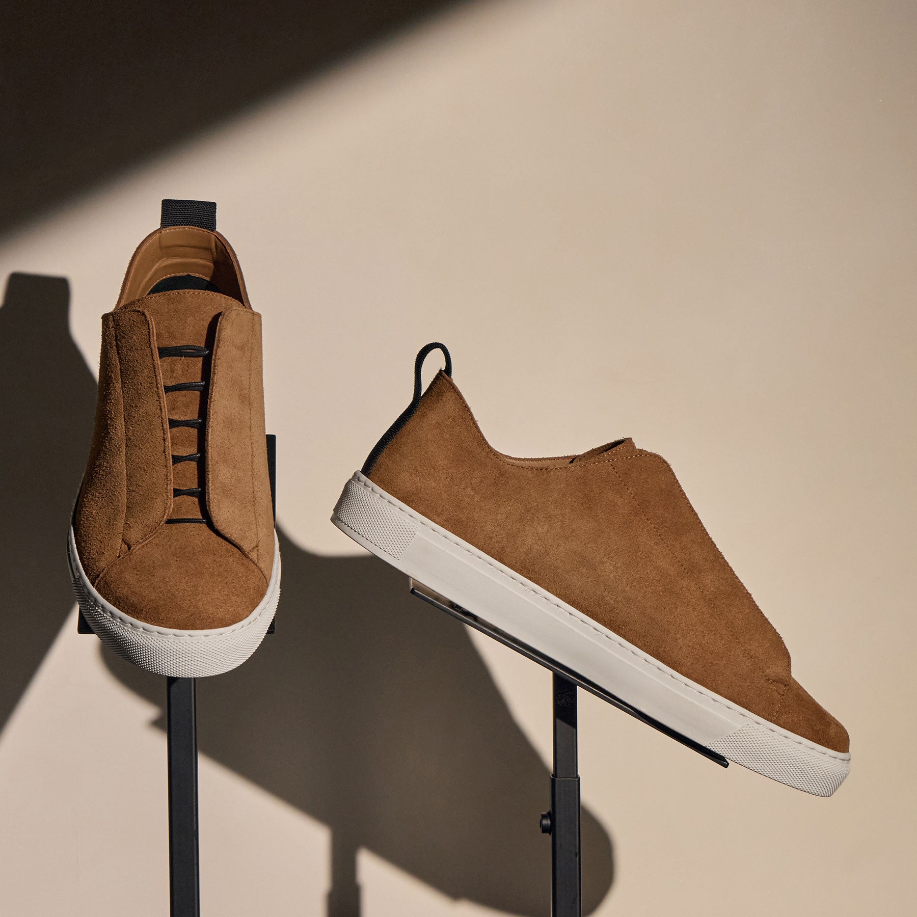 Suede Solstice Sneaker in Chestnut | James Perse Los Angeles
