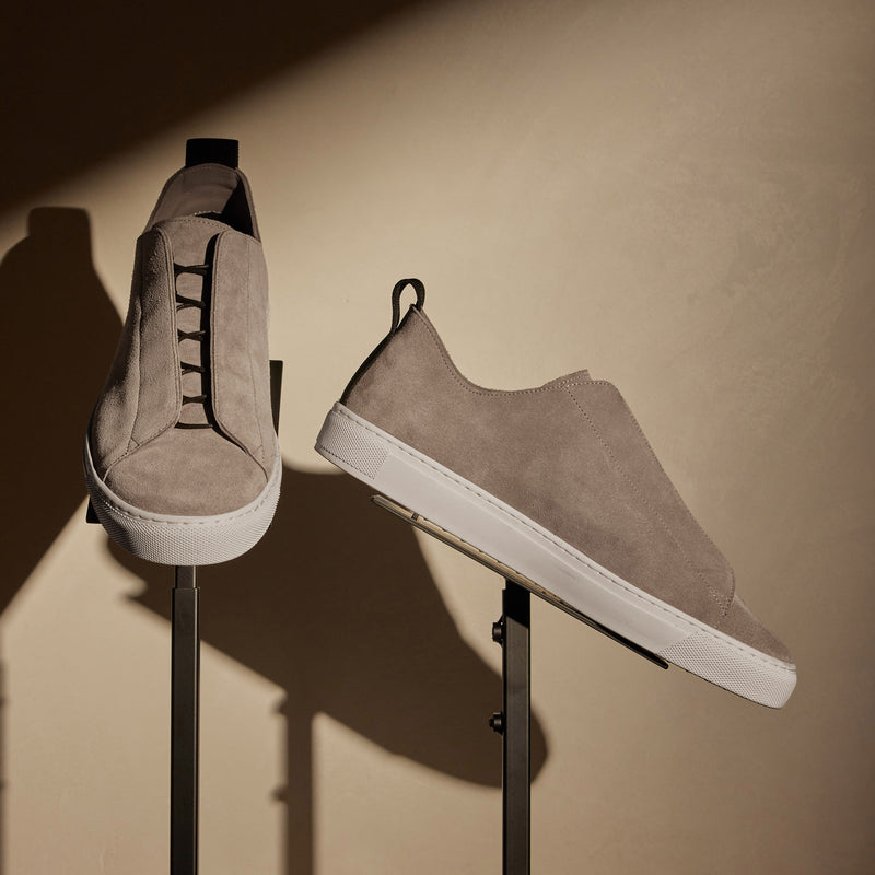 Suede Solstice Sneaker in Earth | James Perse Los Angeles