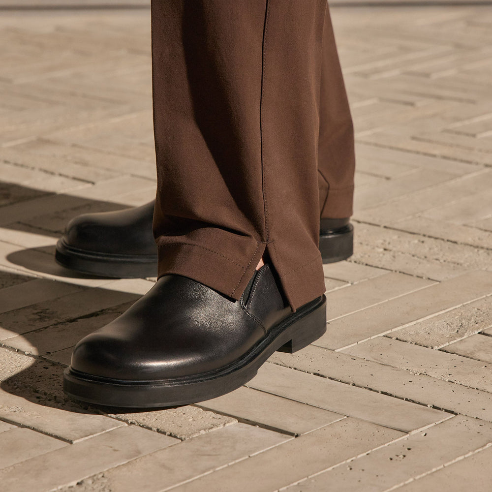 Men's Calf Leather Loafer in Black | James Perse Los Angeles
