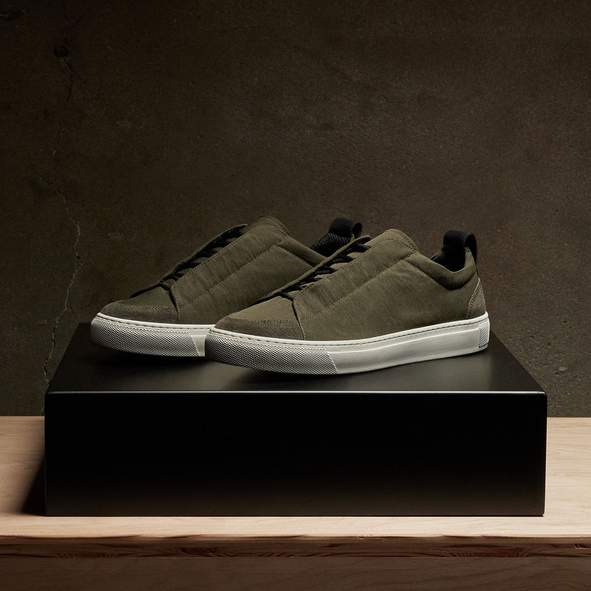 Men's Solstice Skate Low Top Sneaker in Olive | James Perese Los Angeles
