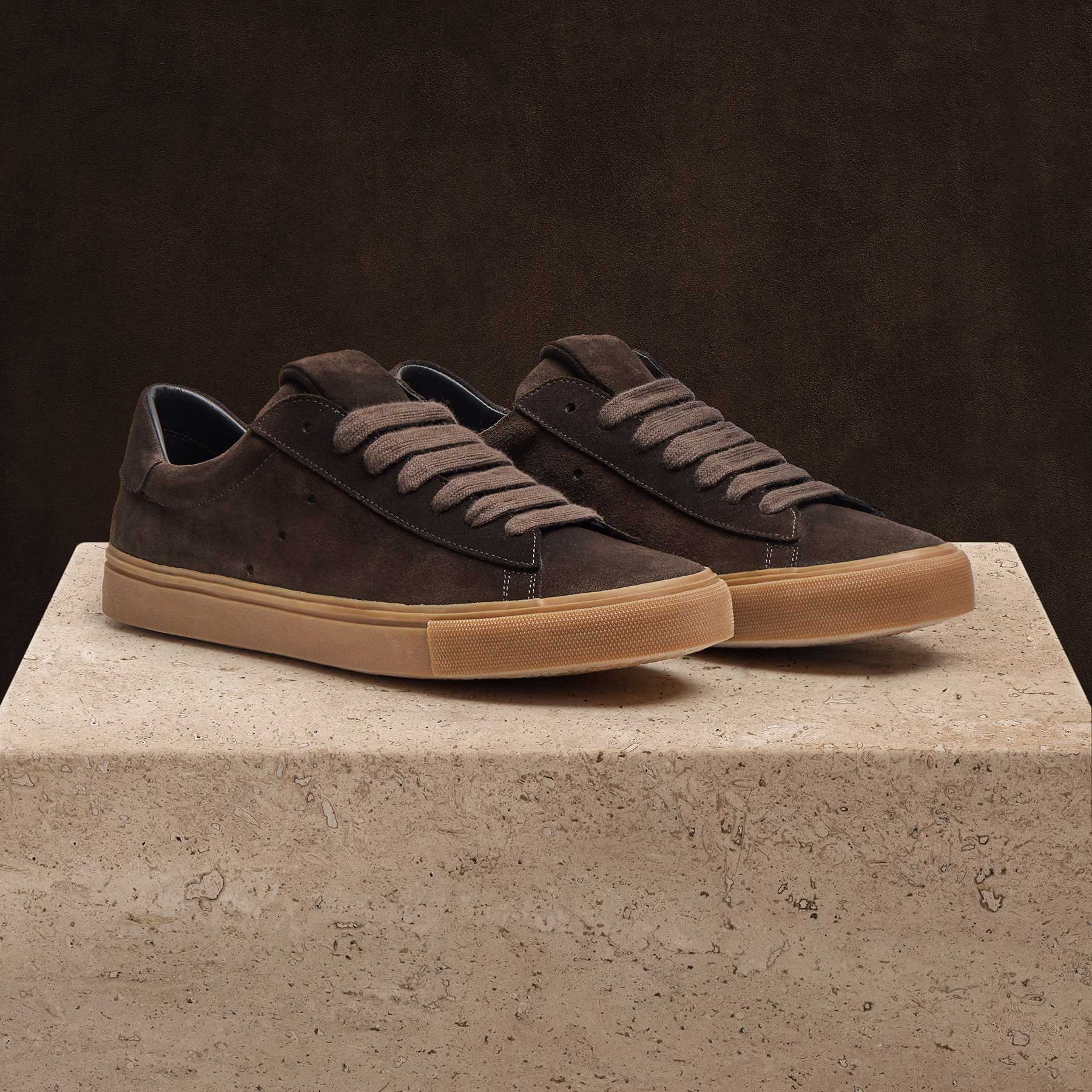 Men's Suede Retro Sneaker