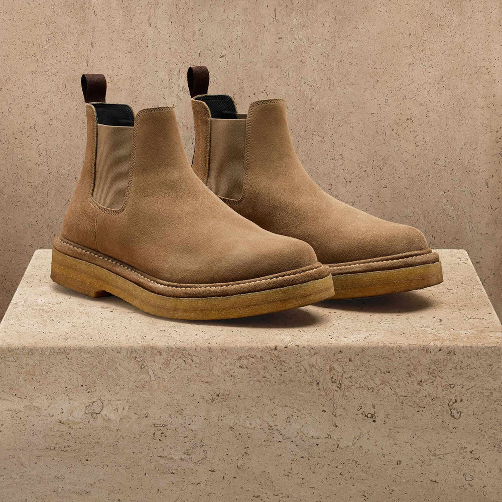 Men's Suede Chelsea Boot In String | James Perse Los Angeles
