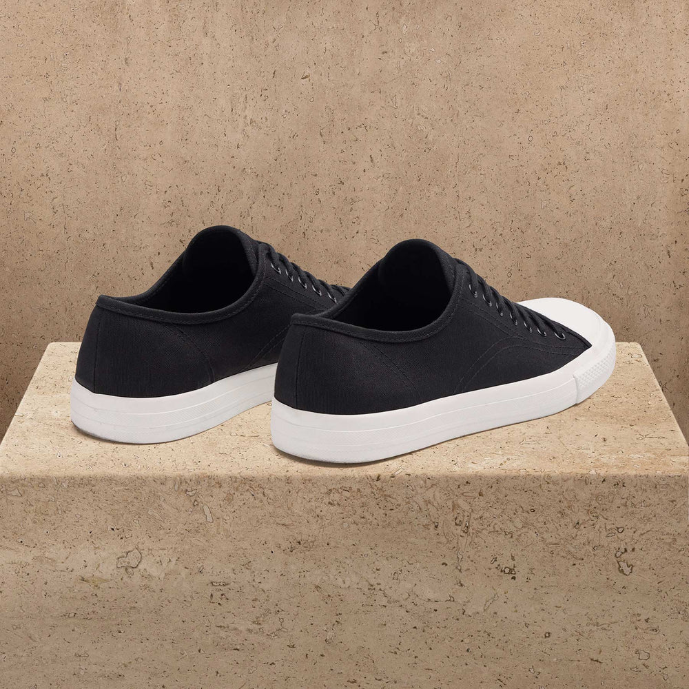 Men's Cotton Canvas Low Top Sneaker in Black | James Perse Los Angeles