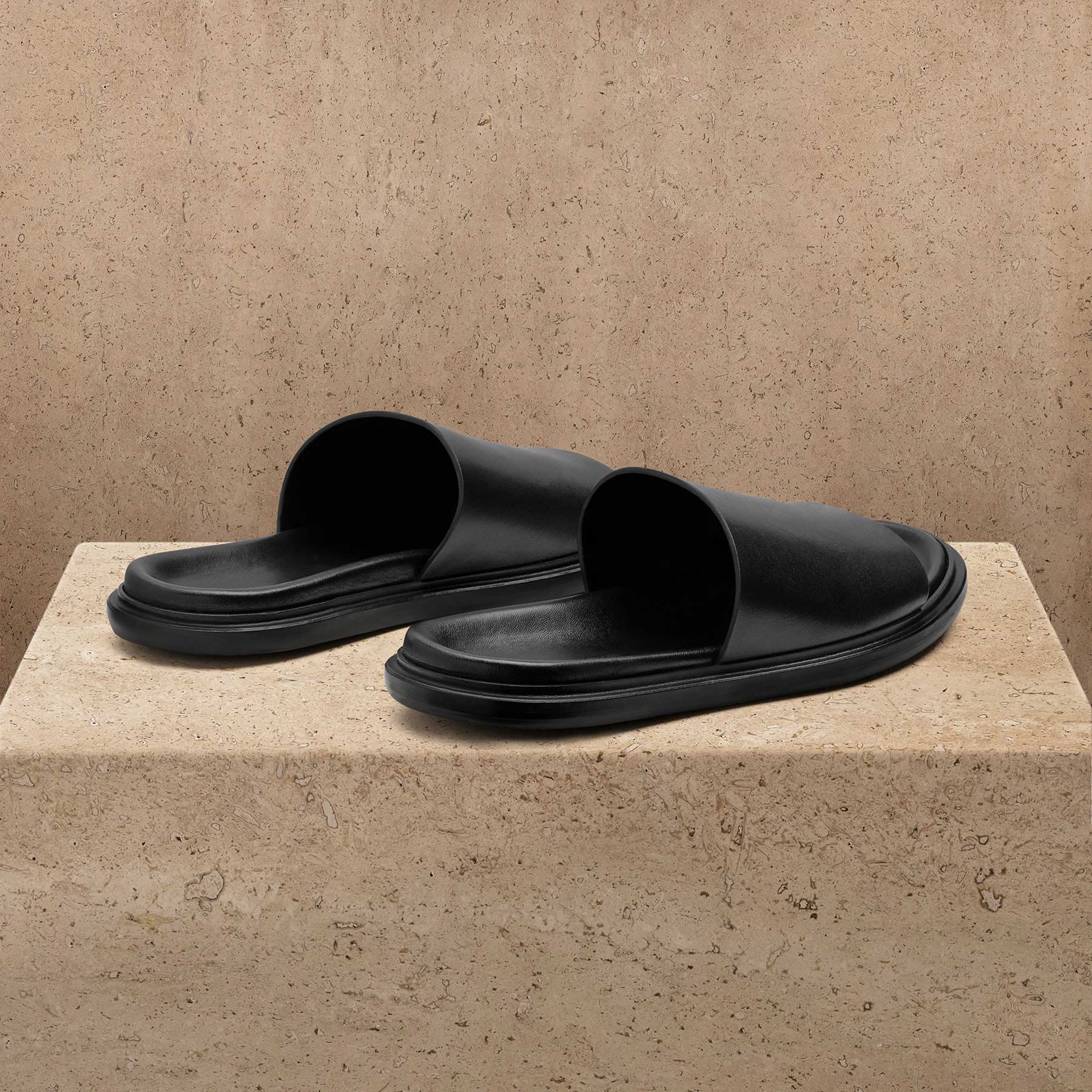 Men's Leather Slide in Black | James Perse Los Angeles