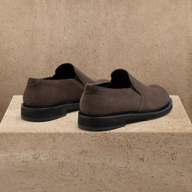 Men's Soft Suede Loafer in Anthracite | James Perse Los Angeles