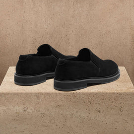 Men's Soft Suede Loafer in Black | James Perse Los Angeles