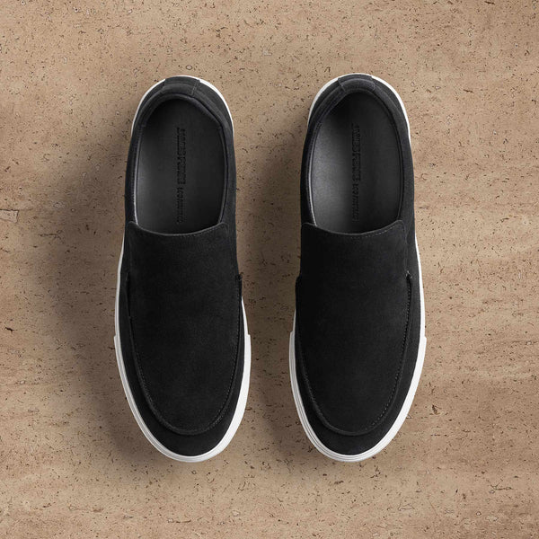 Men's Coastal Suede Slip On in Black | James Perse Los Angeles