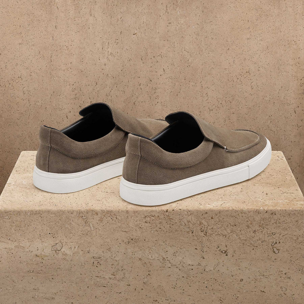 Men's Coastal Suede Slip On in Cement | James Perse Los Angeles