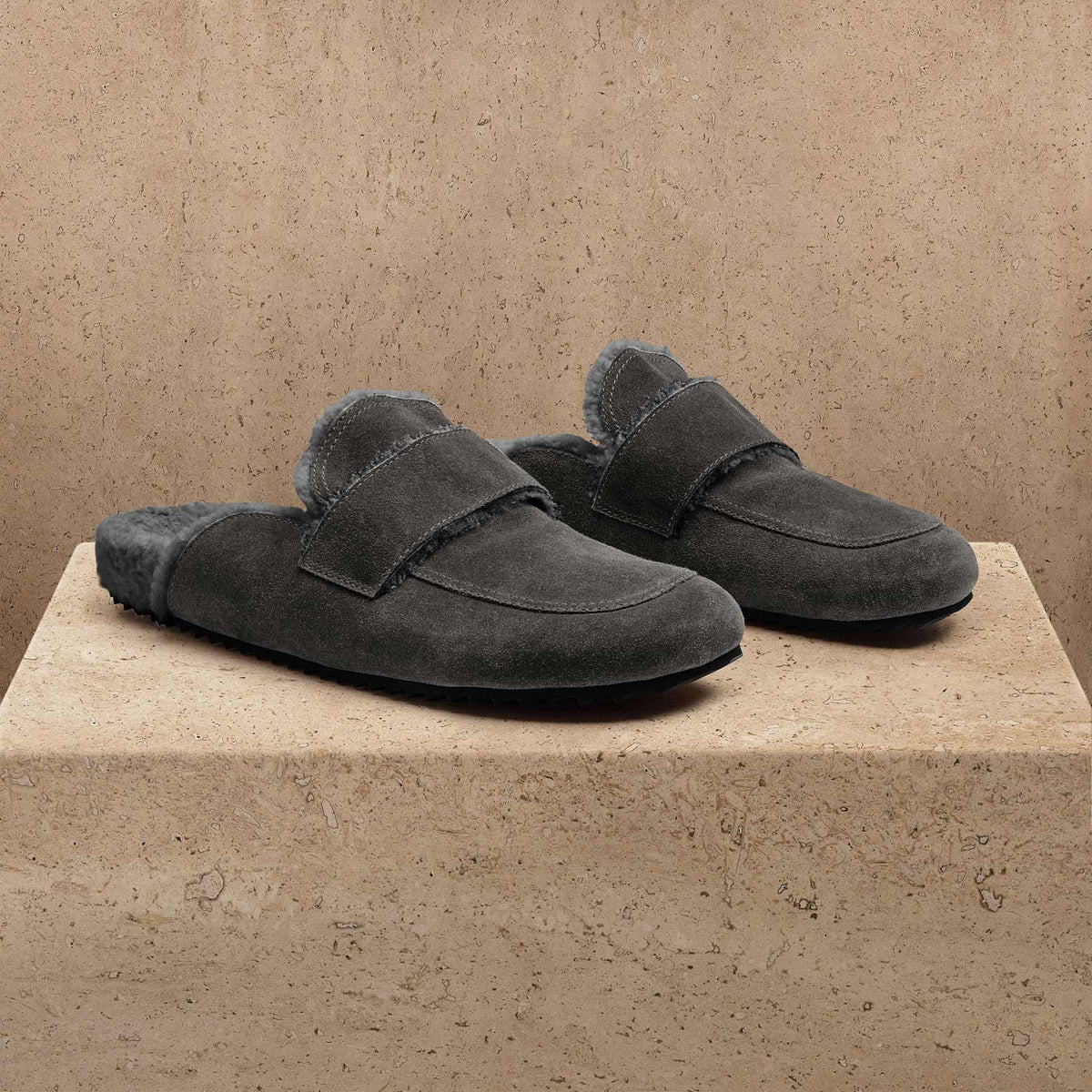 Men's Suede Shearling Lined Loafer - Ash/Heather Grey