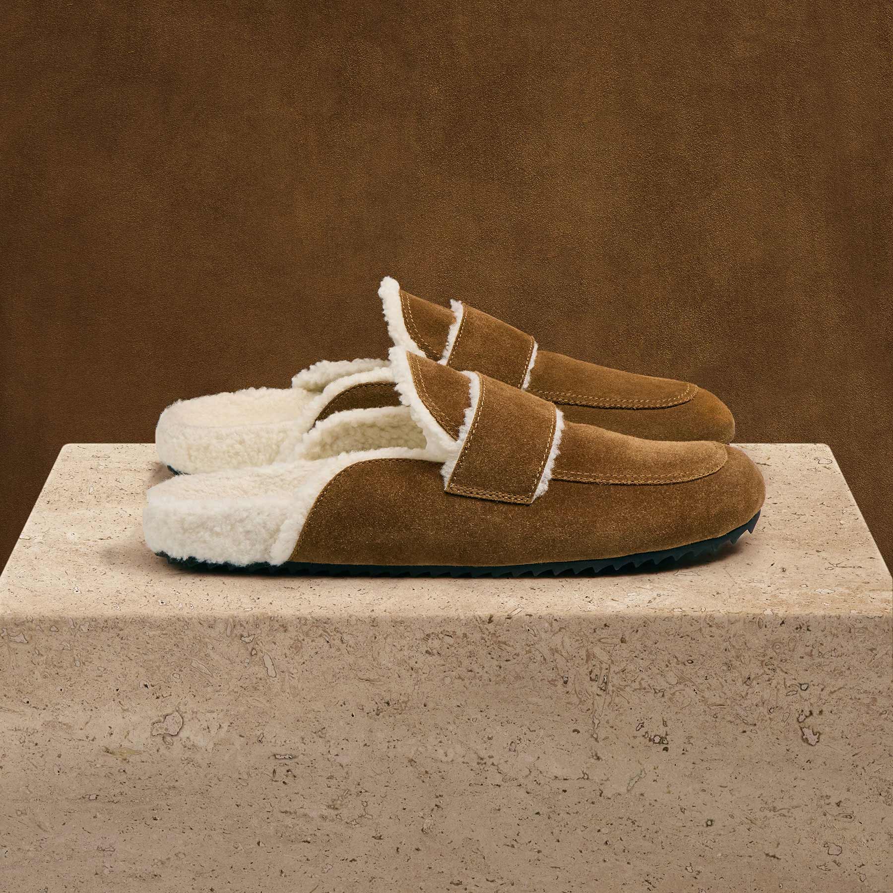 Men's Suede Shearling Lined Loafer - Tabacco/Ivory | James Perse Men's Suede Shearling Lined Loafer - Tabacco/Ivory | James Perse