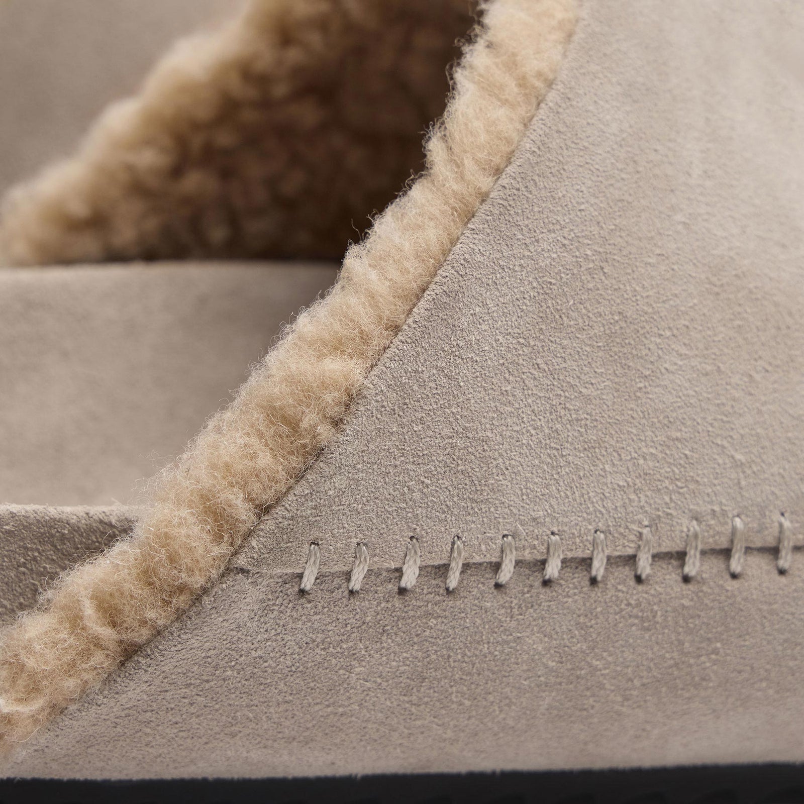 Men's Suede Shearling Clog in Earth | James Perse Los Angeles