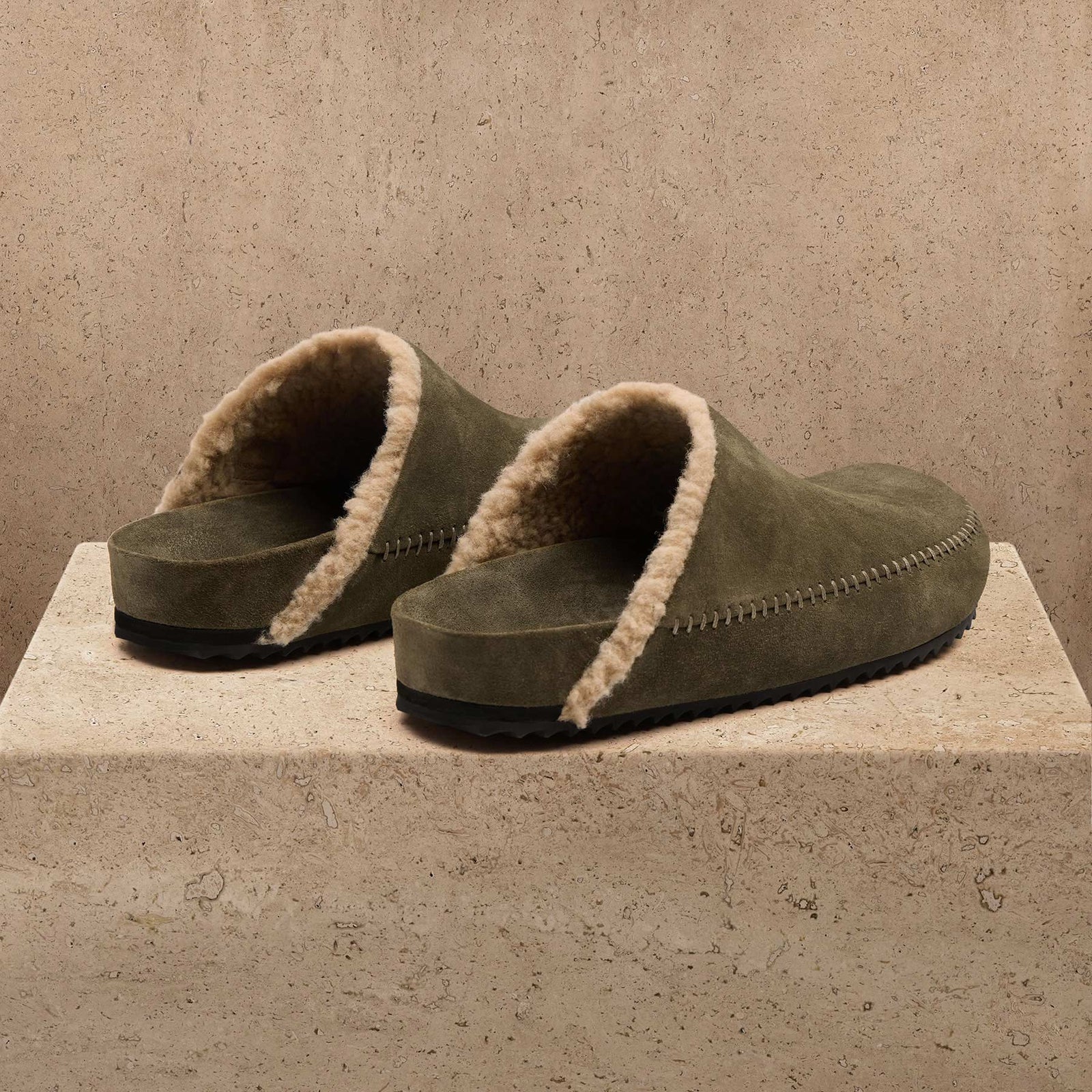 Men's Suede Shearling Clog in Musk | James Perse Los Angeles