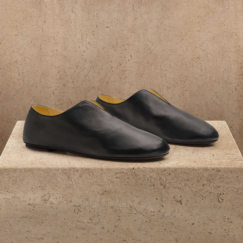 Women's Napa Leather Babouche in Black | James Perse Los Angeles