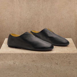 Women's Napa Leather Babouche in Black | James Perse Los Angeles