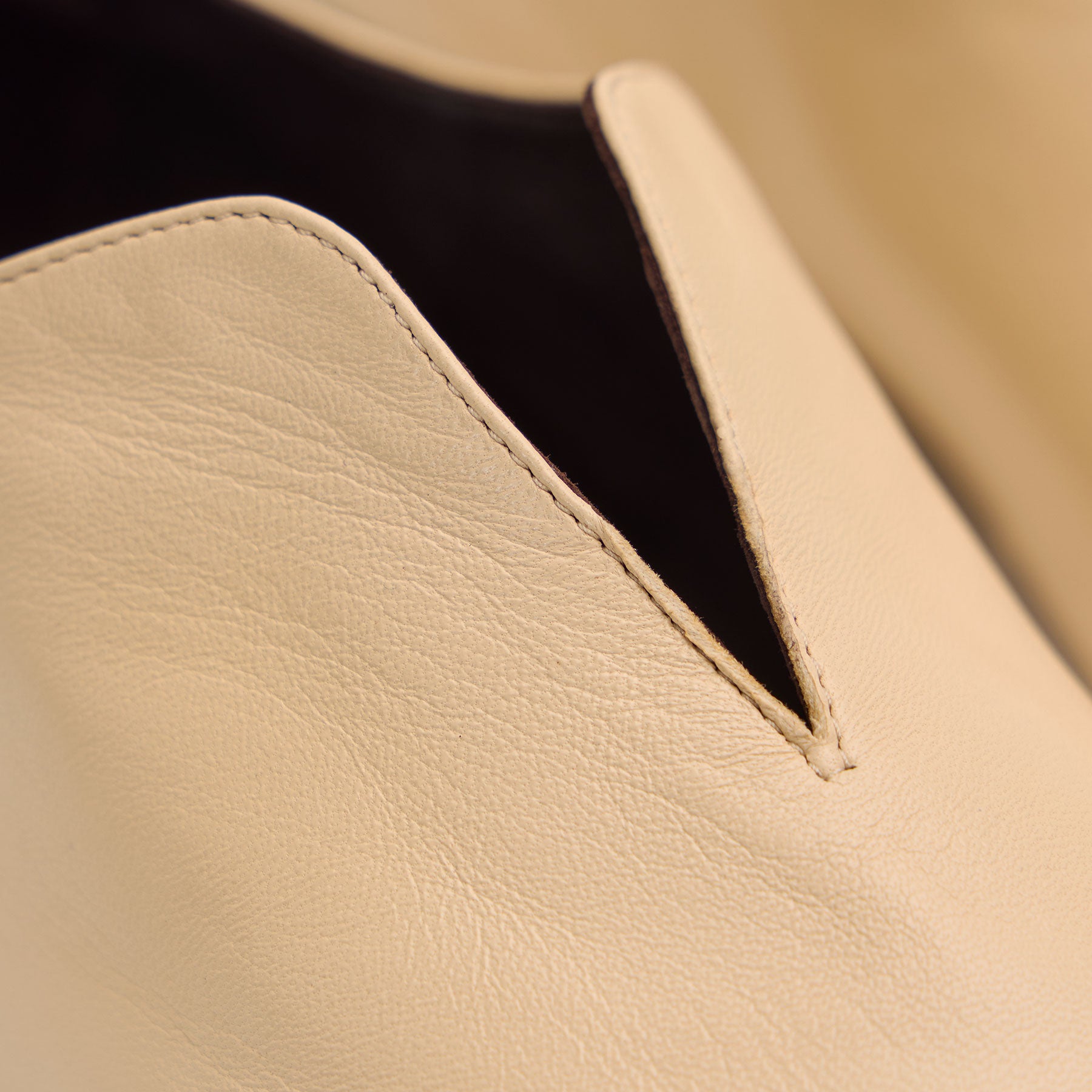 Women's Napa Leather Babouche In Sahara | James Perse Los Angeles