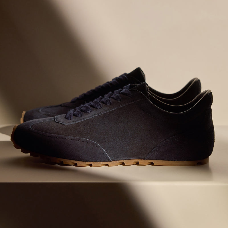 Women's Suede Low Running Sneaker in Navy | James Perse Los Angeles