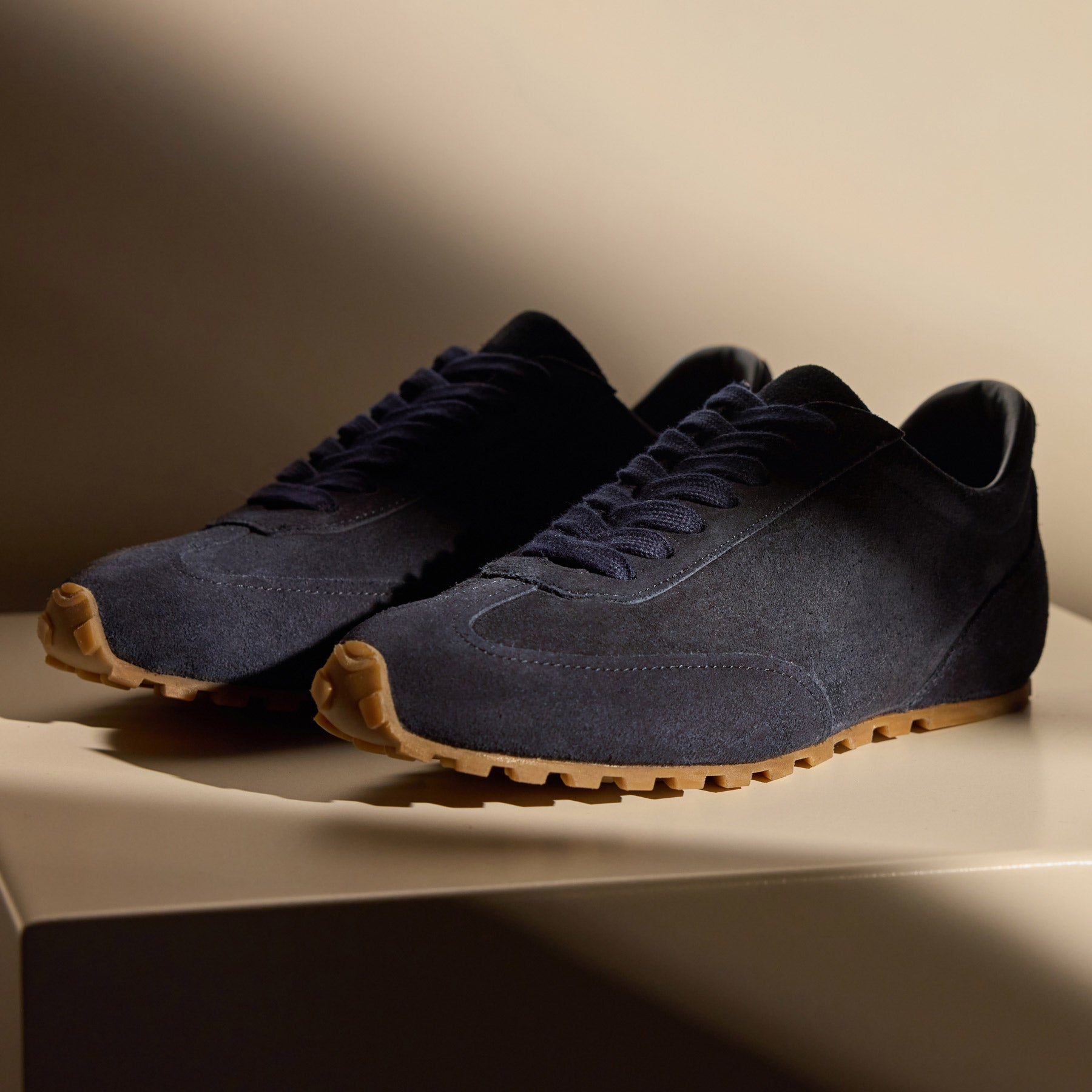 Women's Suede Low Running Sneaker in Navy | James Perse Los Angeles