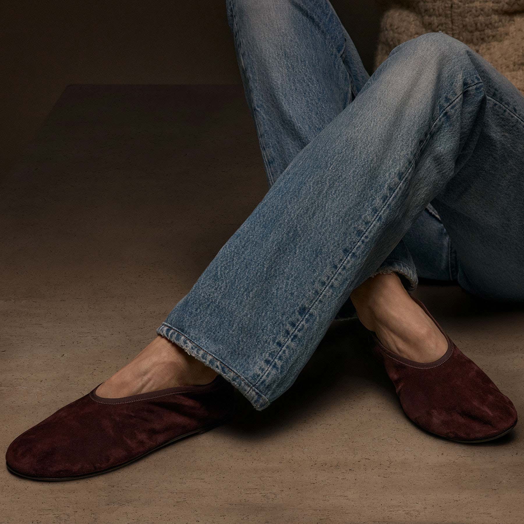 Women's Binded Suede Ballet Flat in Deep Burgundy/Wine | James Perse Los Angeles