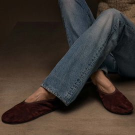 Women's Binded Suede Ballet Flat in Deep Burgundy/Wine | James Perse Los Angeles