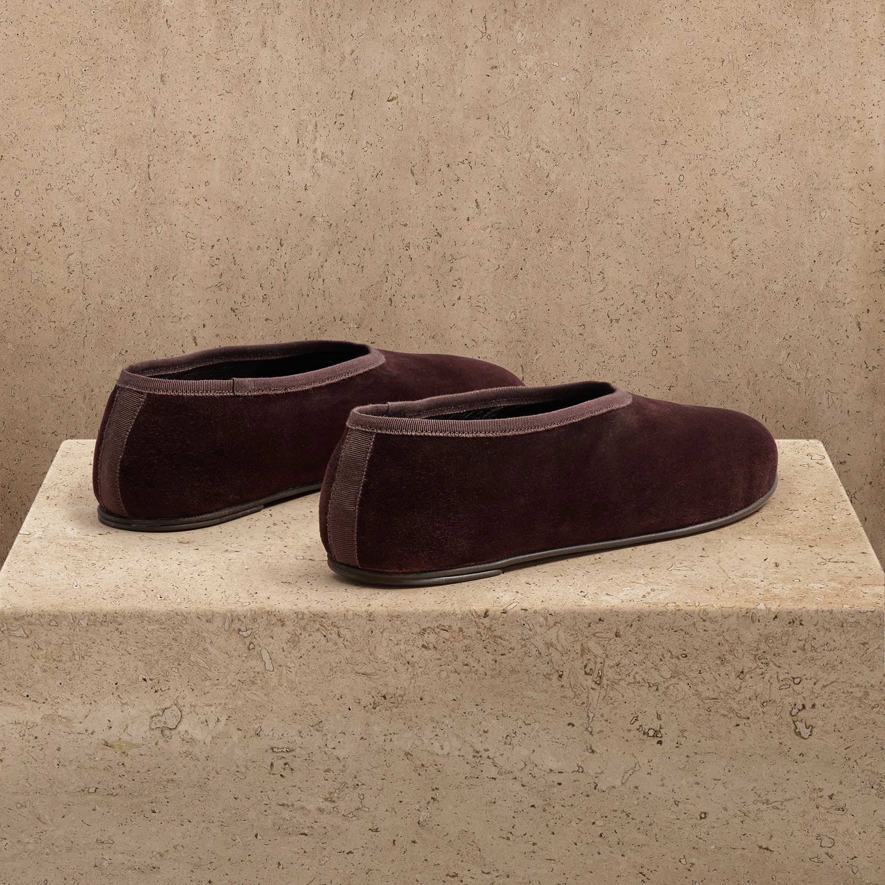 Women's Binded Suede Ballet Flat - Coffee Brown | James Perse Los