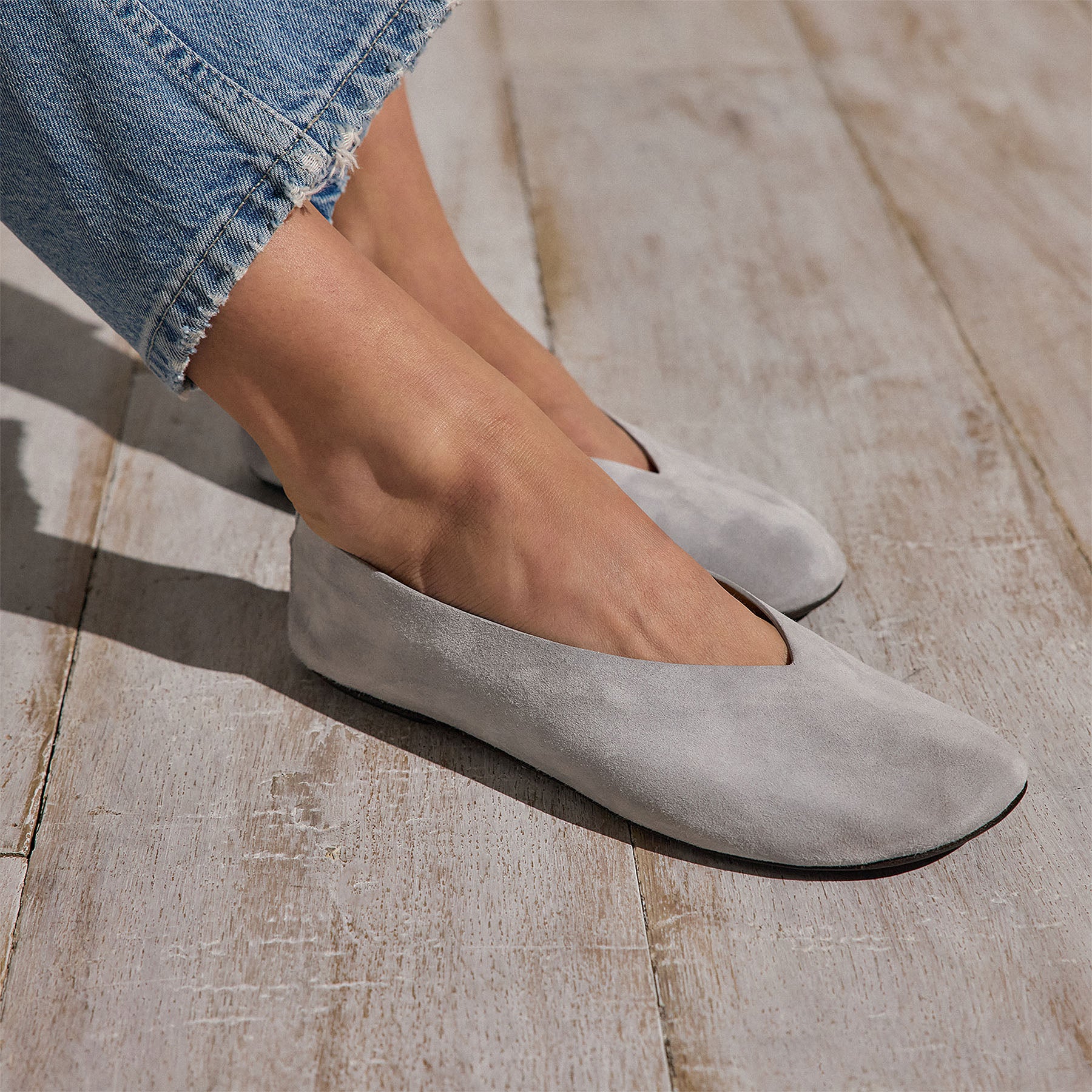 Women's Suede V Ballet Flat in Powder | James Perse Los Angeles