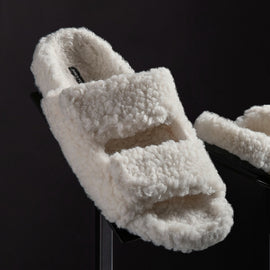 Women's Double Strap Shearling Slide in Ivory | James Perse Los Angeles