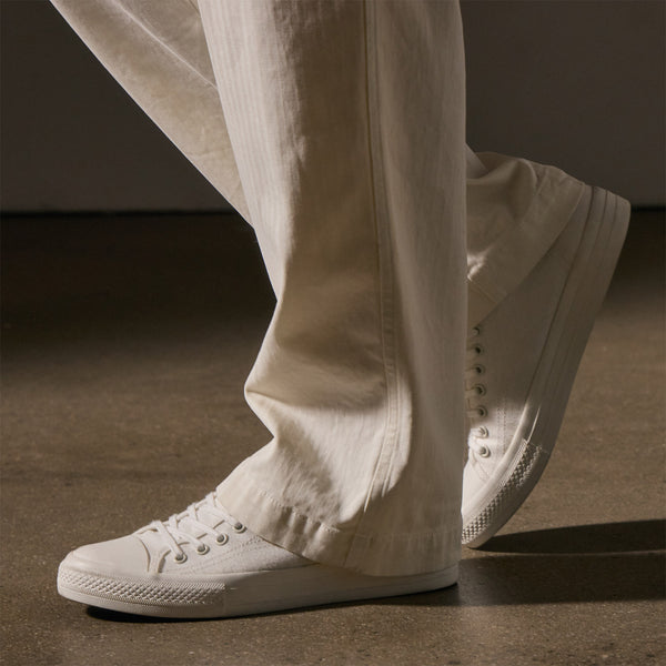 Women's Cotton Canvas Low Top Vulcanized Sneaker - White