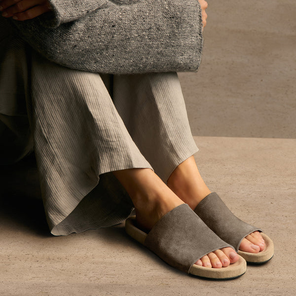 Women's Two Tone Suede Slide In Khaki / Taupe | James Perse Los Angeles