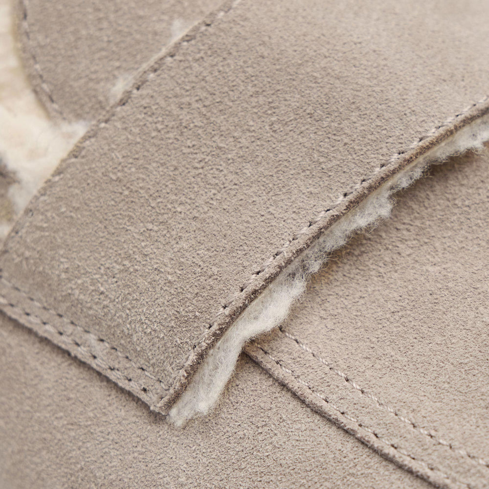 Women's Suede Lined Clog - Earth/Ivory