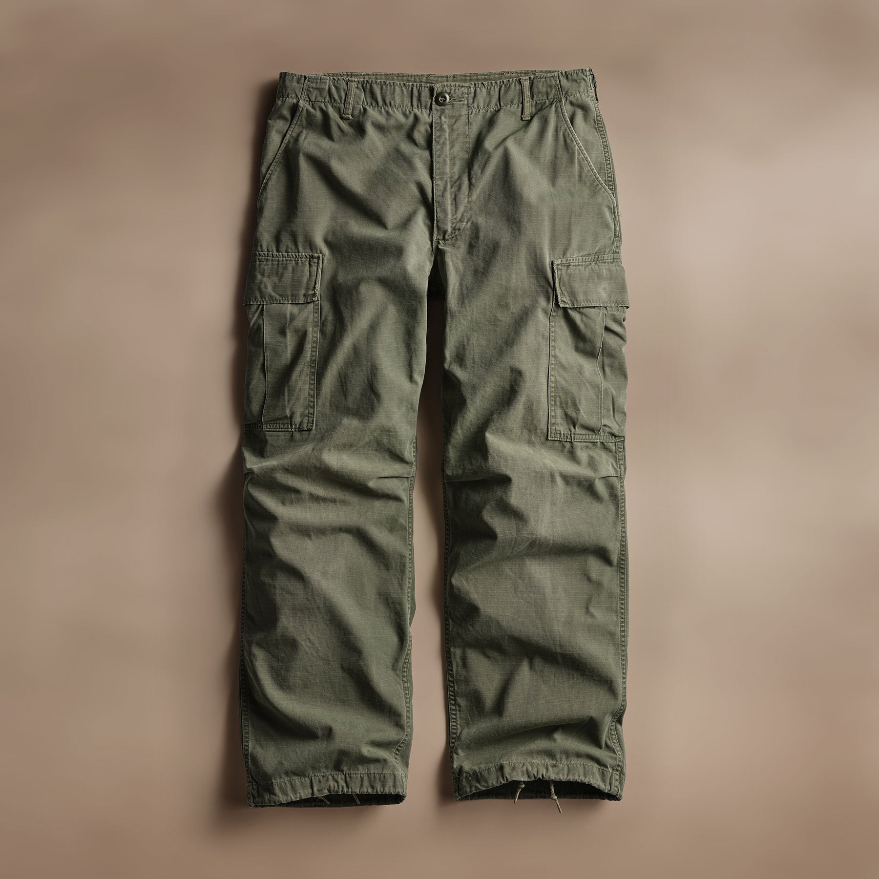 Vintage Jungle Cargo Pant in Army Green | James Perse Los Angeles