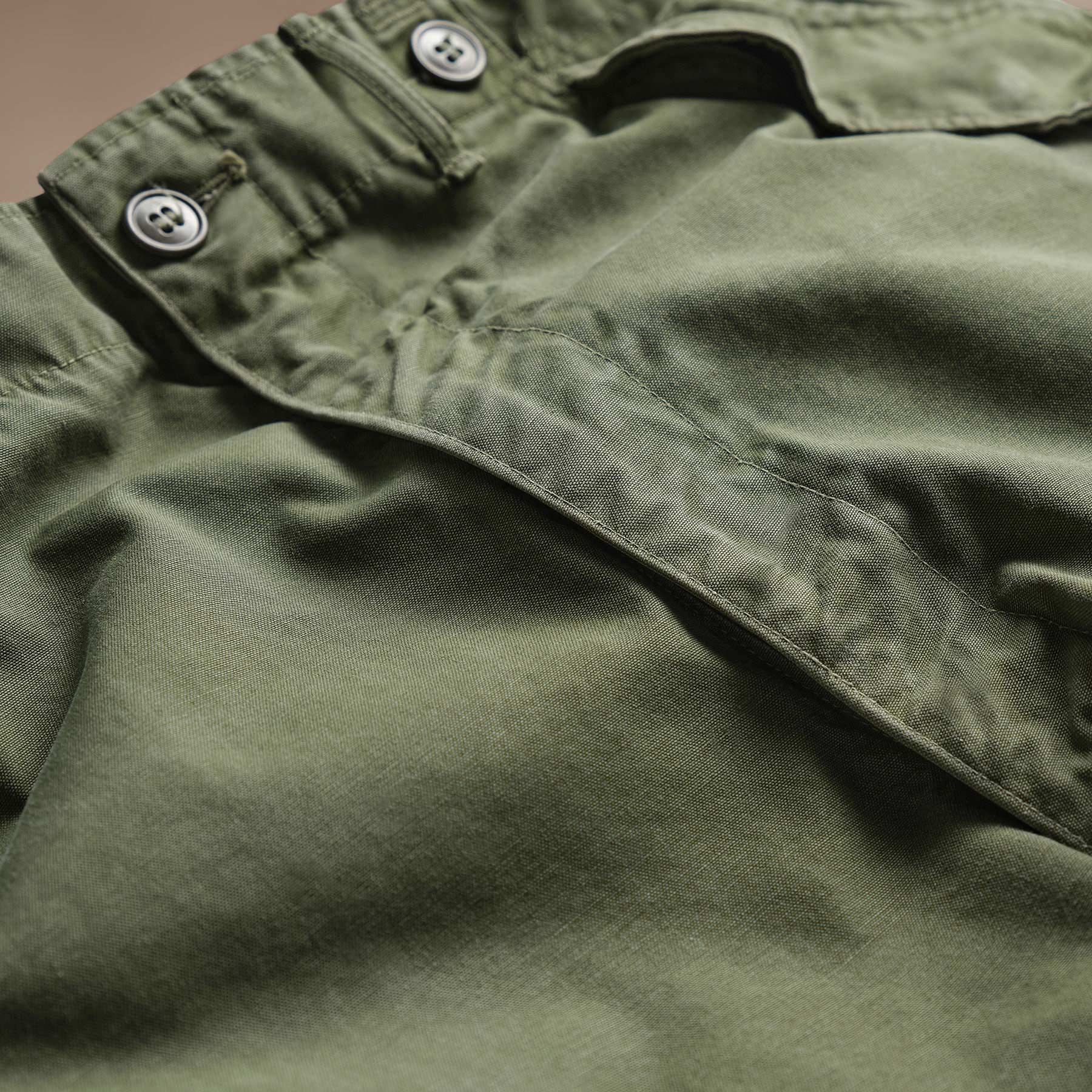 Vintage M51 Military Cargo in Vintage Green | James Perse Los Angeles