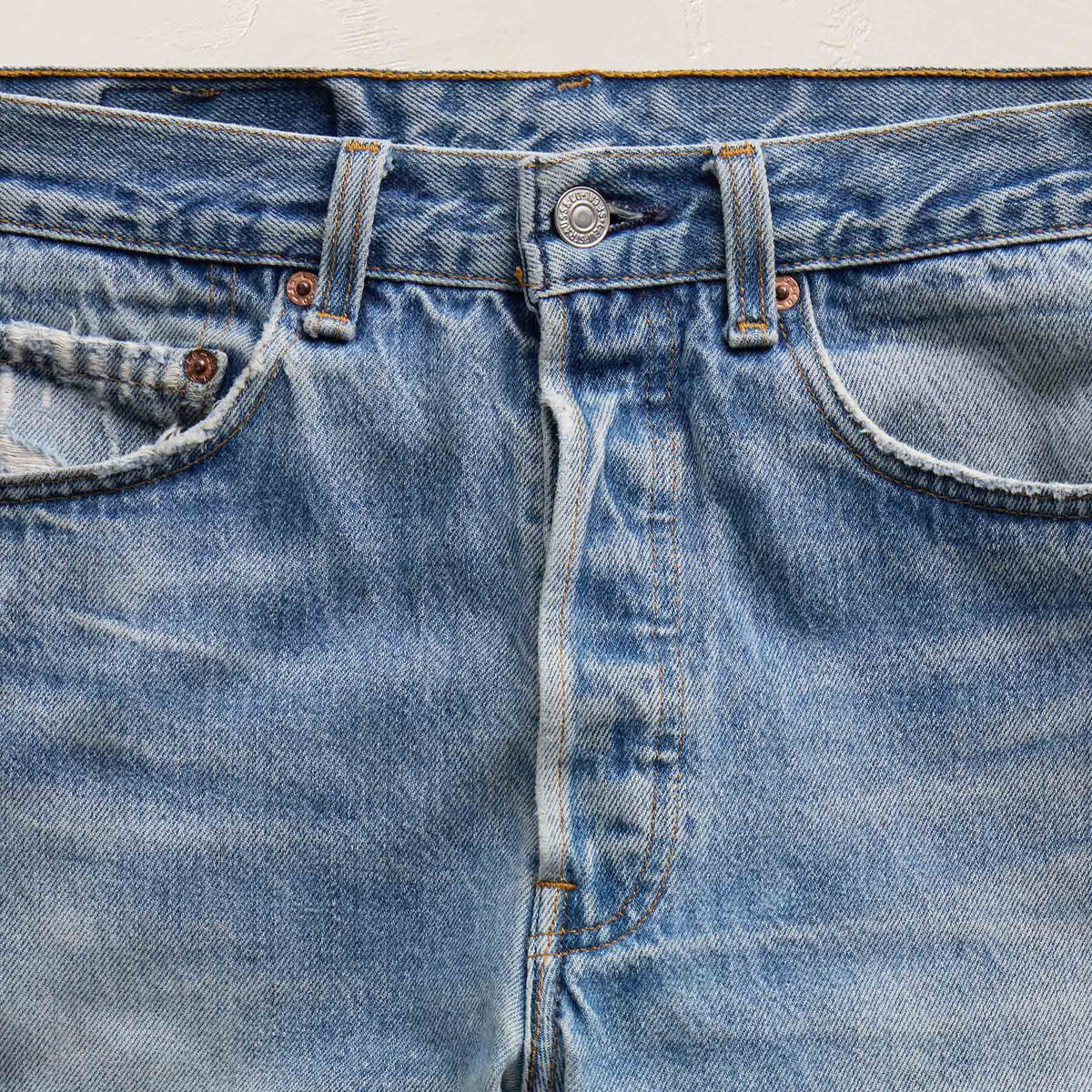 Vintage Levi's Denim In Medium Wash | James Perse Los Angeles