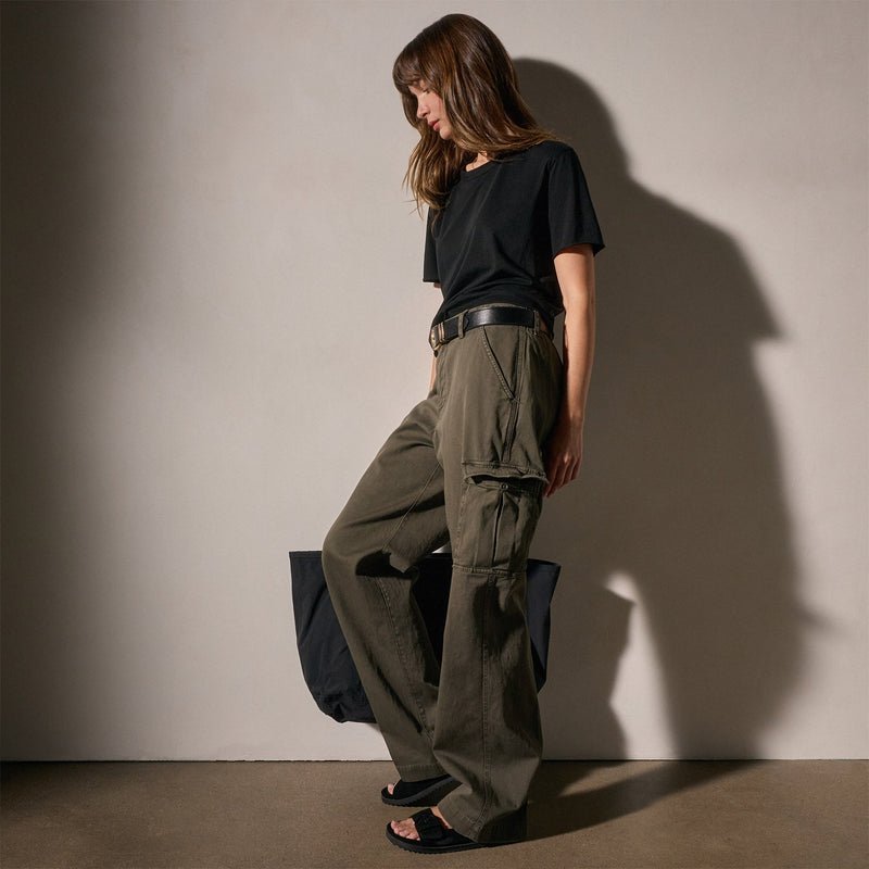 Cargo Pant in Hunter Pigment | James Perse Los Angeles