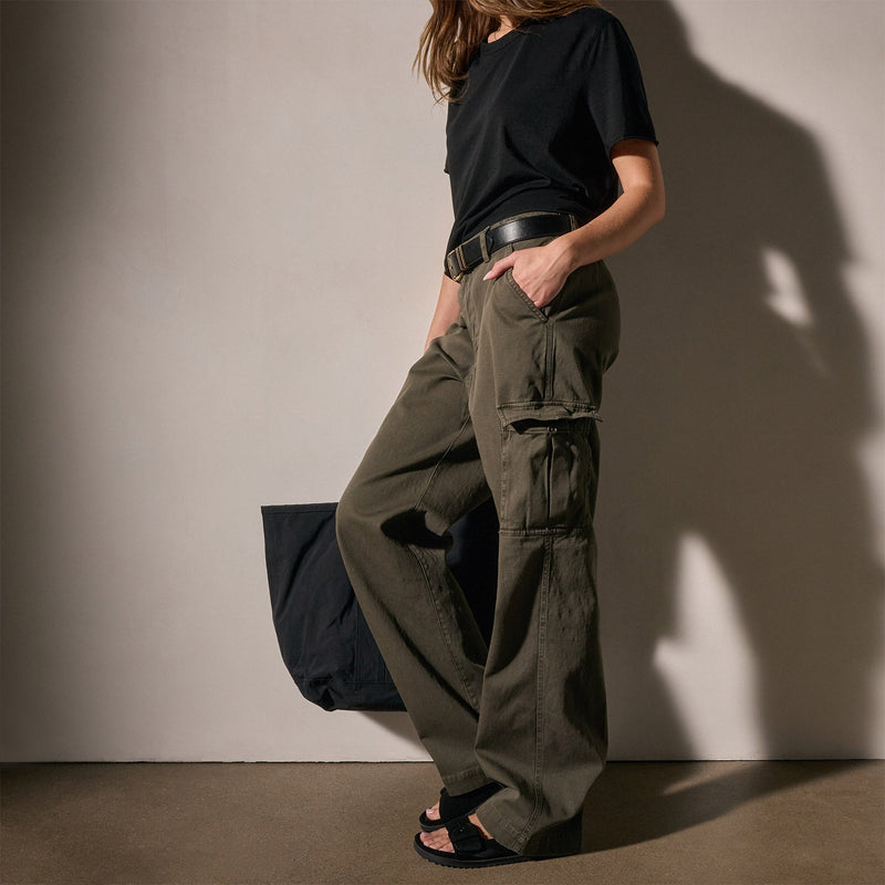 Cargo Pant in Hunter Pigment | James Perse Los Angeles