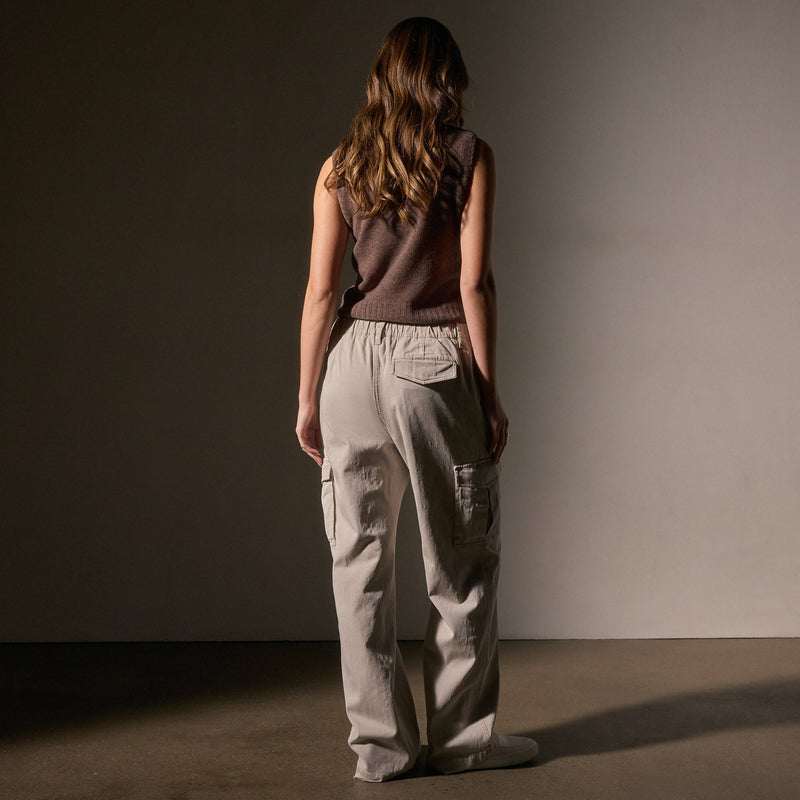 Cargo Pant in Salt Pigment | James Perse Los Angeles