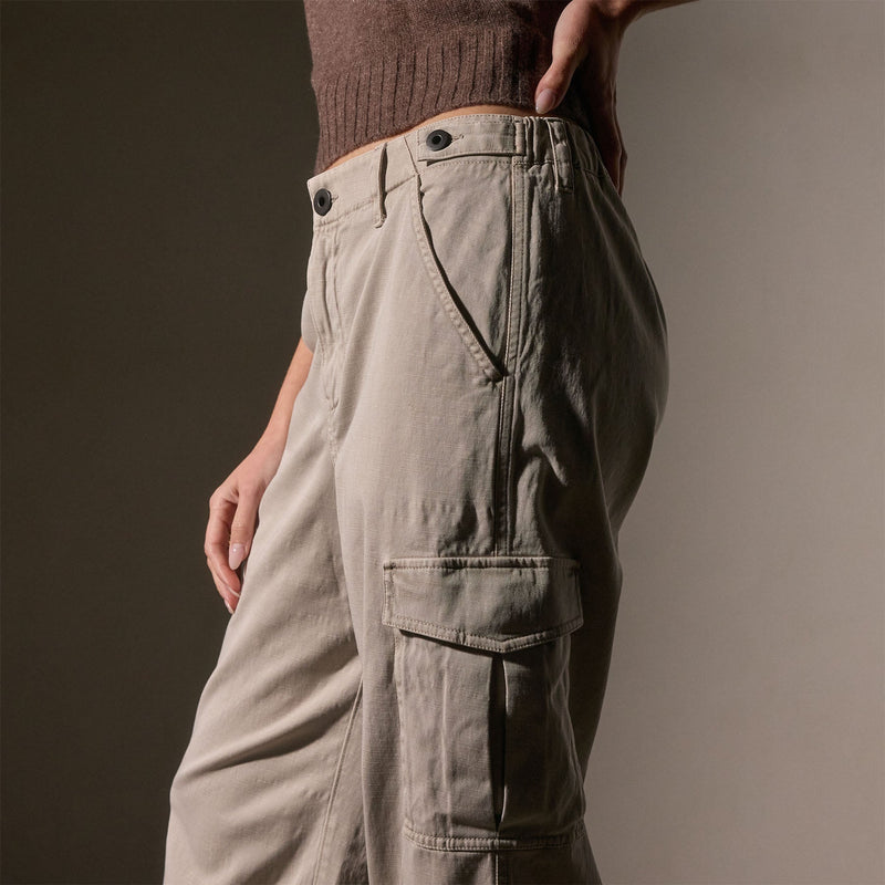 Cargo Pant in Salt Pigment | James Perse Los Angeles
