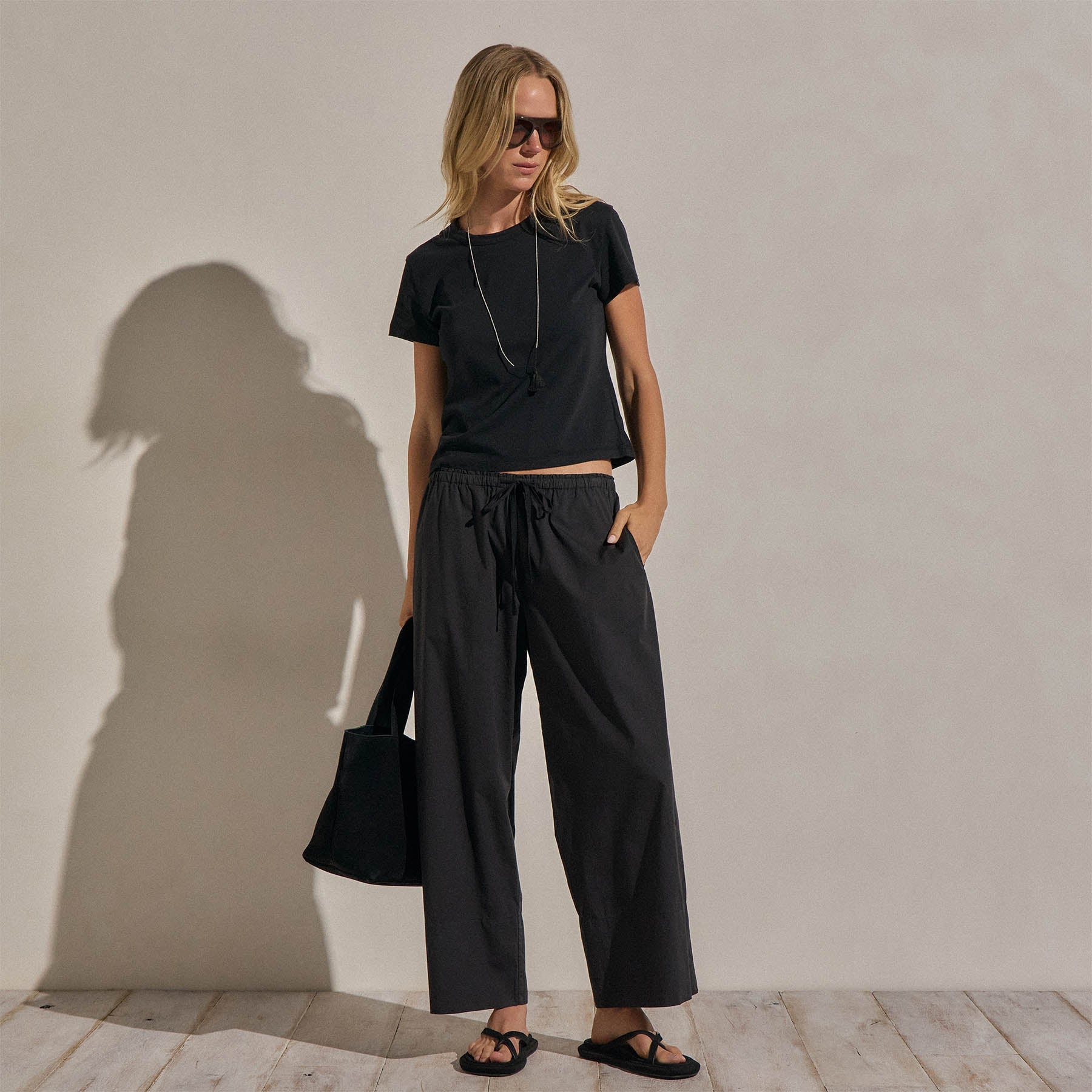 Brushed Elevated Jersey Short Sleeve Tee in Black | James Perse Los Angeles
