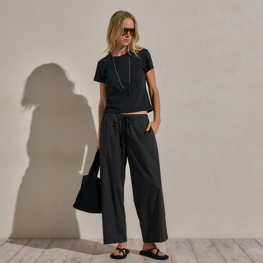 Brushed Elevated Jersey Short Sleeve Tee in Black | James Perse Los Angeles