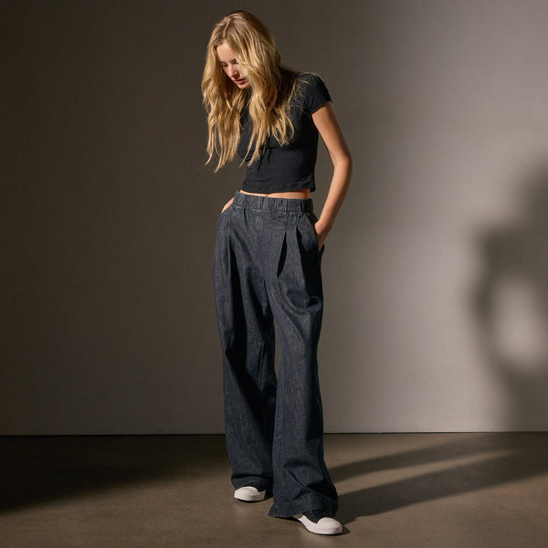 Pleated Denim Pant  in Black Enzyme Wash | James Perse Los Angeles