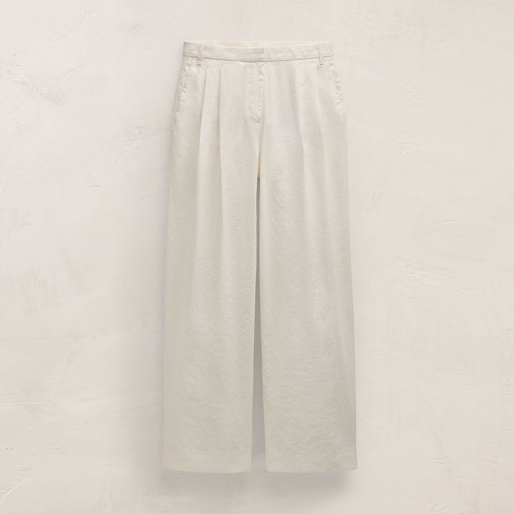 Linen Cotton Pleated Trouser in Off White | James Perse Los Angeles