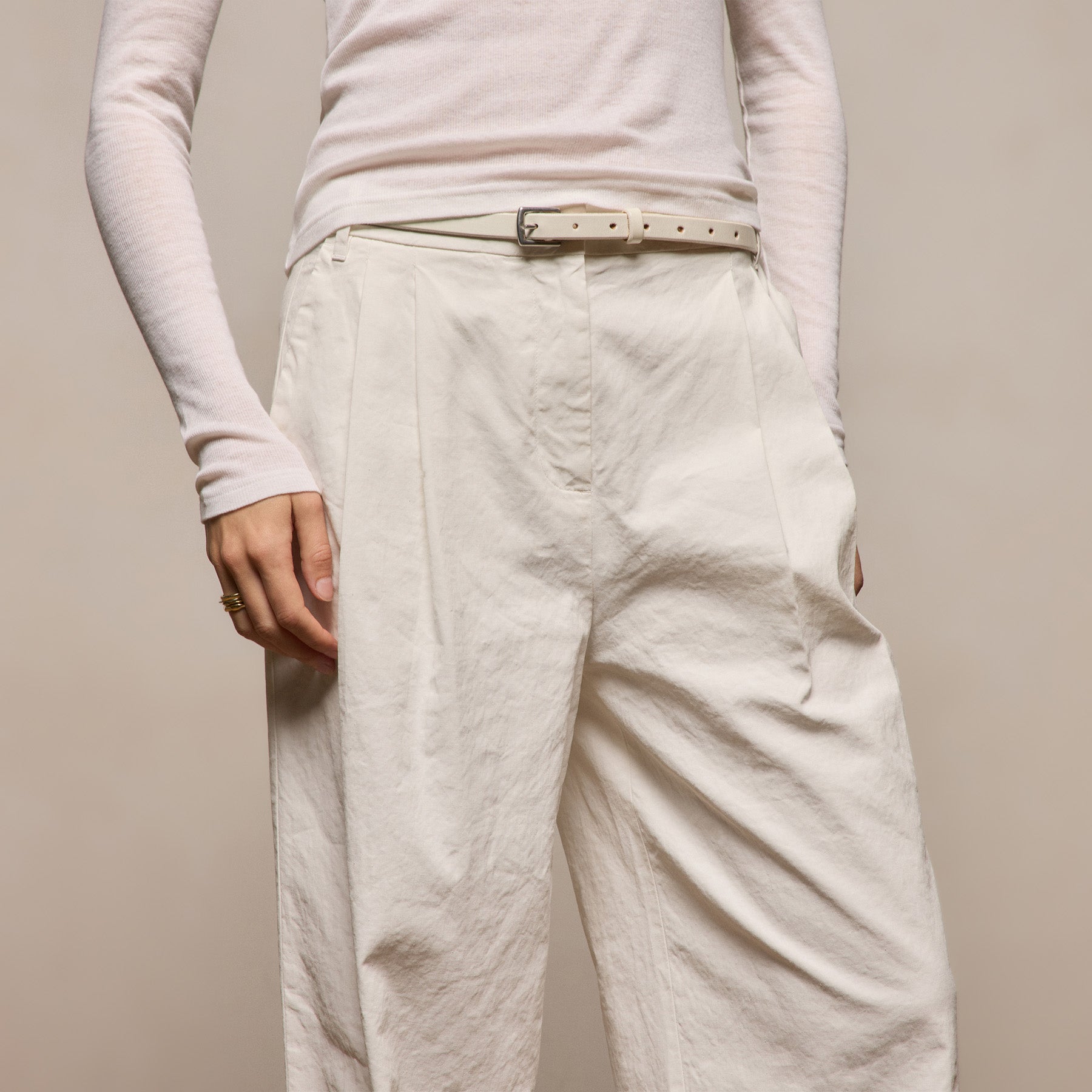 Linen Cotton Pleated Trouser in Off White | James Perse Los Angeles