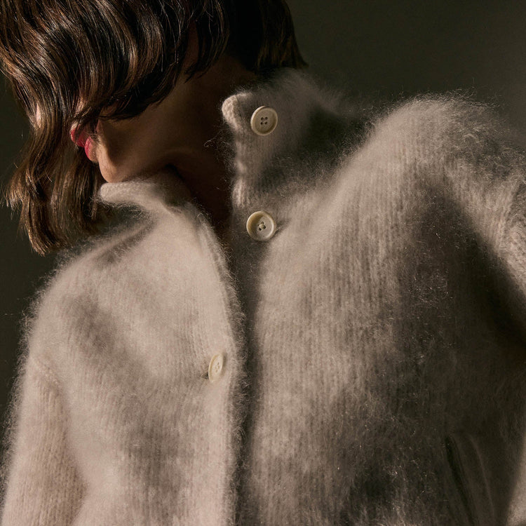 Fuzzy Csh Shrnkn Bttn Cardigan in Pearl | James Perse Los Angeles