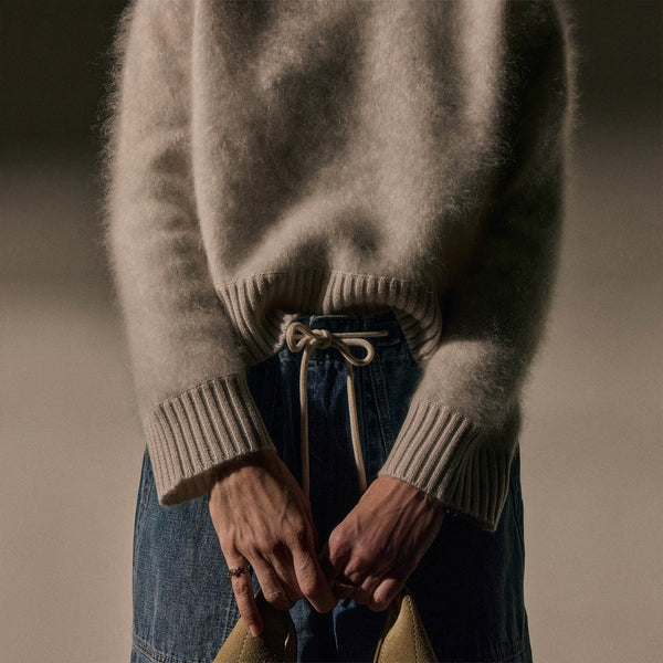 Fuzzy Cashmere Crew Neck in Pearl | James Perse Los Angeles