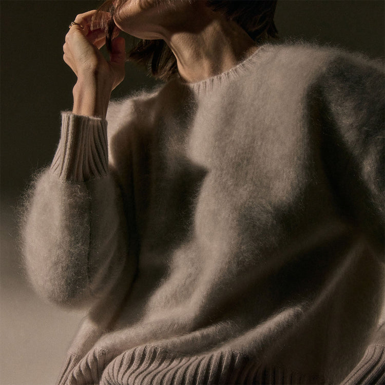 Fuzzy Cashmere Crew Neck in Pearl | James Perse Los Angeles