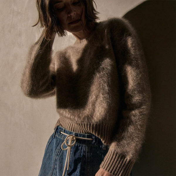 Fuzzy Cashmere Crew Neck in Soft Beige | James Perse Los Angeles